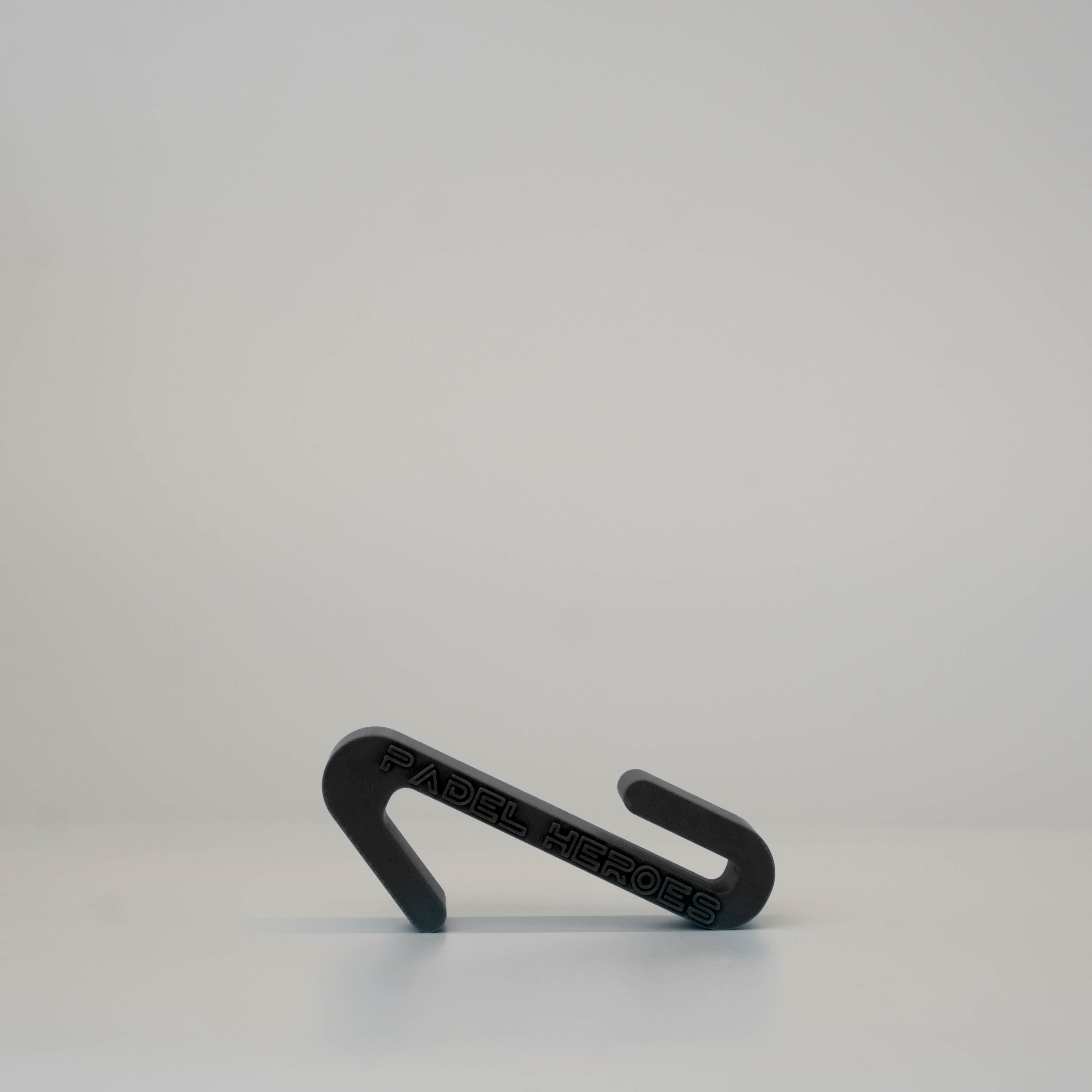 Small Padel Cage Hook Side [colour:bajada-black]